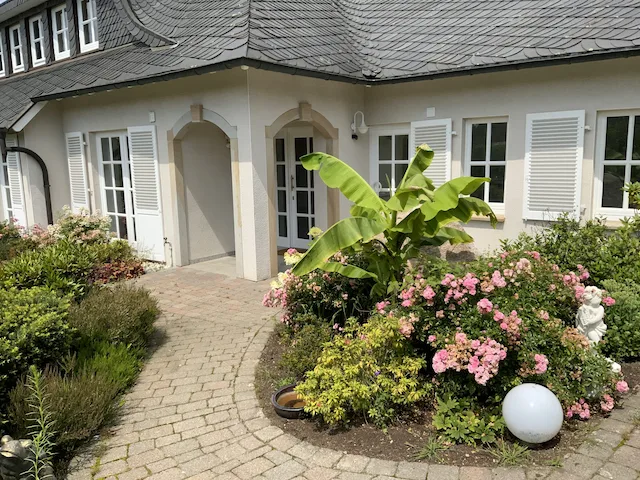 Eingangsbereich - Liebscher & Bracht in Tecklenburg/ Brochterbeck